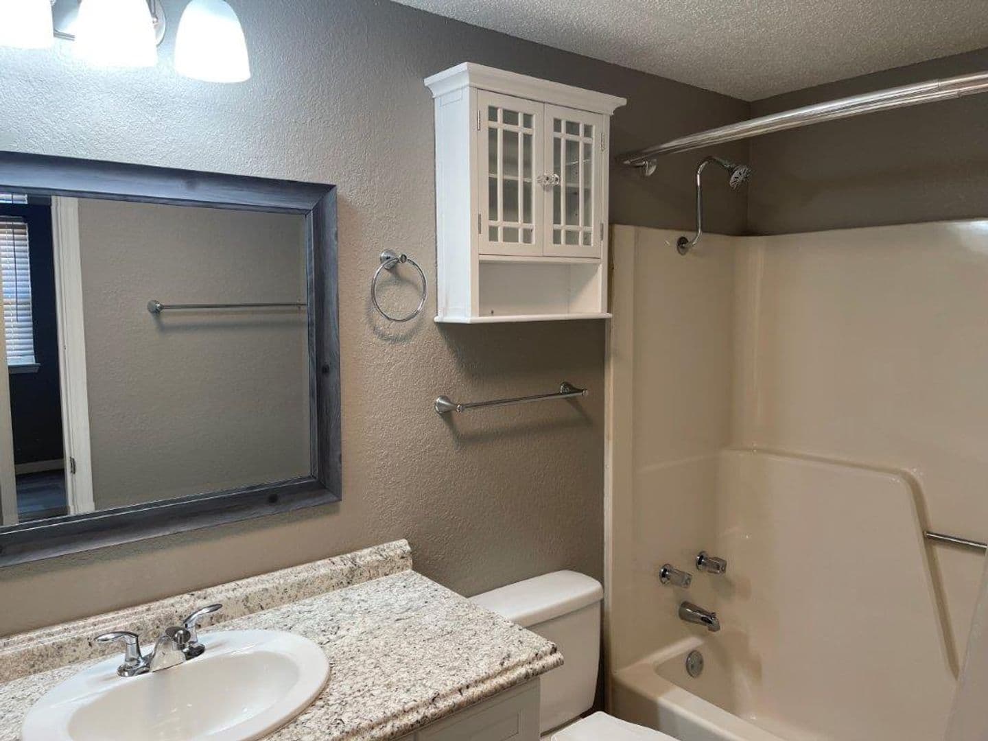 Oklahoma City House: 8520 Wakefield Dr