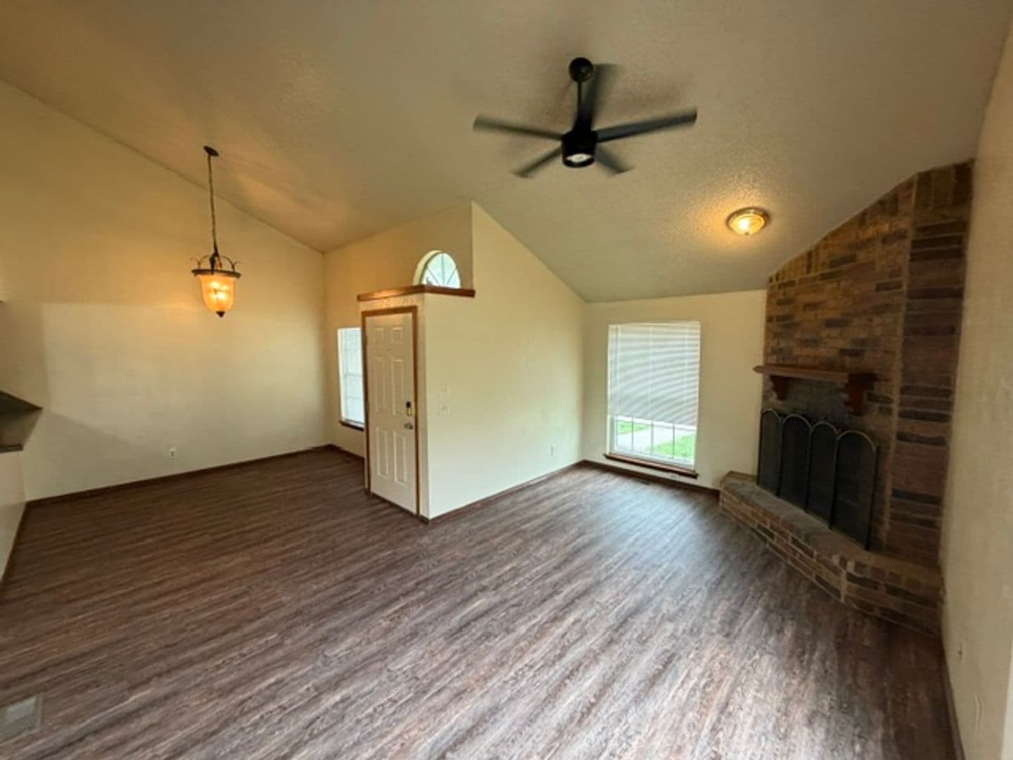 Moore House: 2124 Lonnie Lane