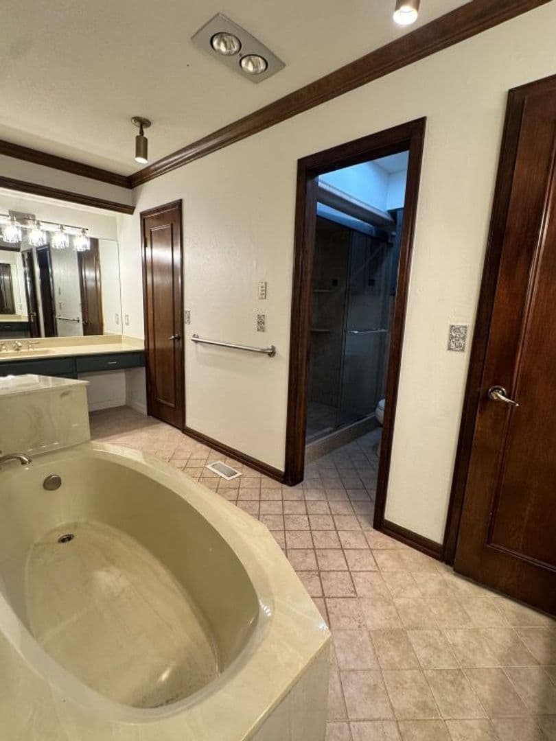 Oklahoma City House: 3508 Marston Circle