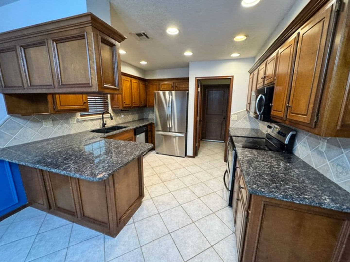 OKC House: 9816 S. Brookline Ave