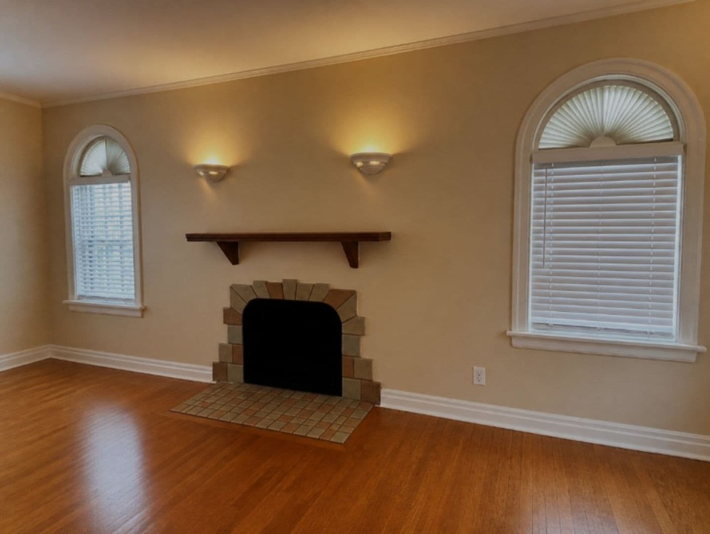 Oklahoma City Apartment: 2512 N. Robinson