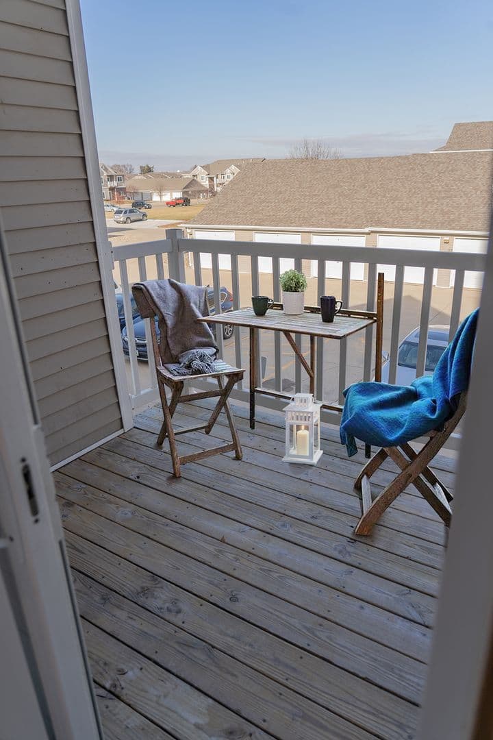 Des Moines Apartment: 5801 SE 24th St