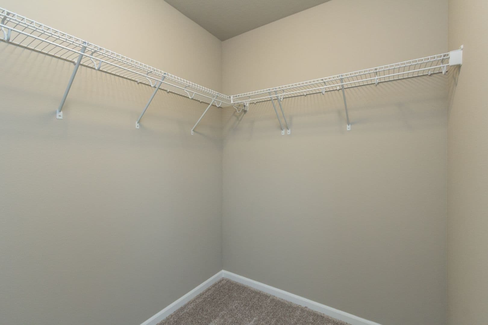 West Des Moines Apartment: 150 S. 26th St.
