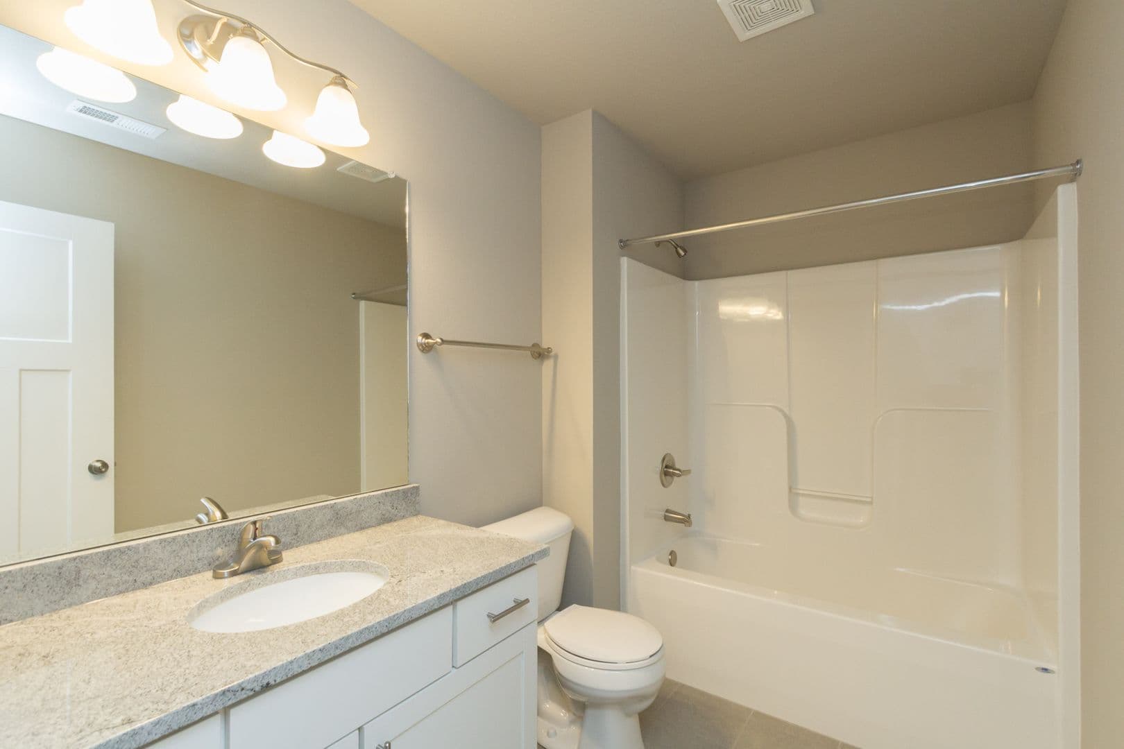 West Des Moines Apartment: 150 S. 26th St.