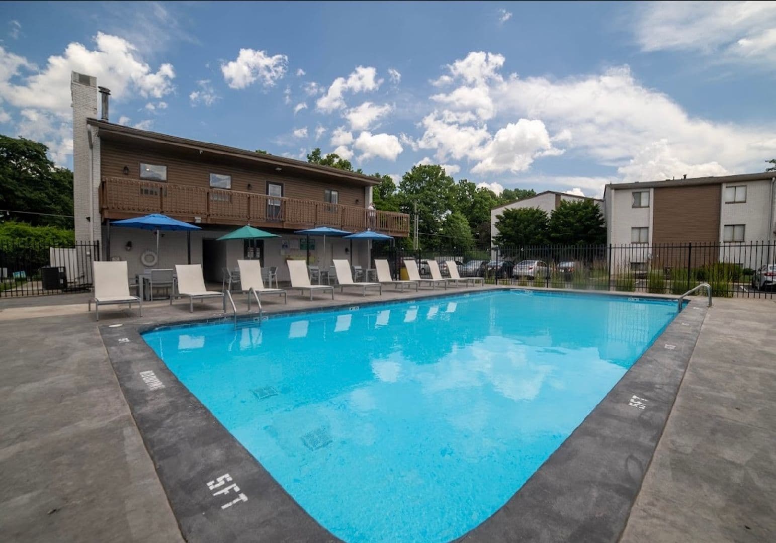 Indianapolis Apartment: 3035 W 39th St