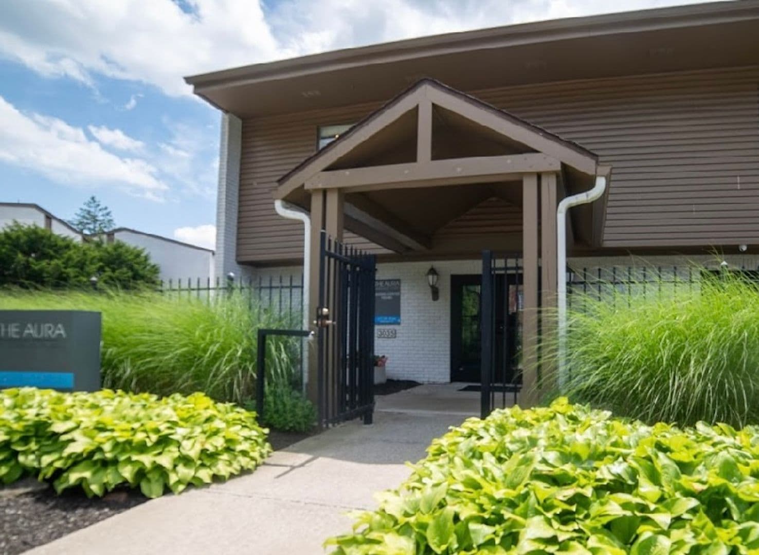Indianapolis Apartment: 3035 W 39th St