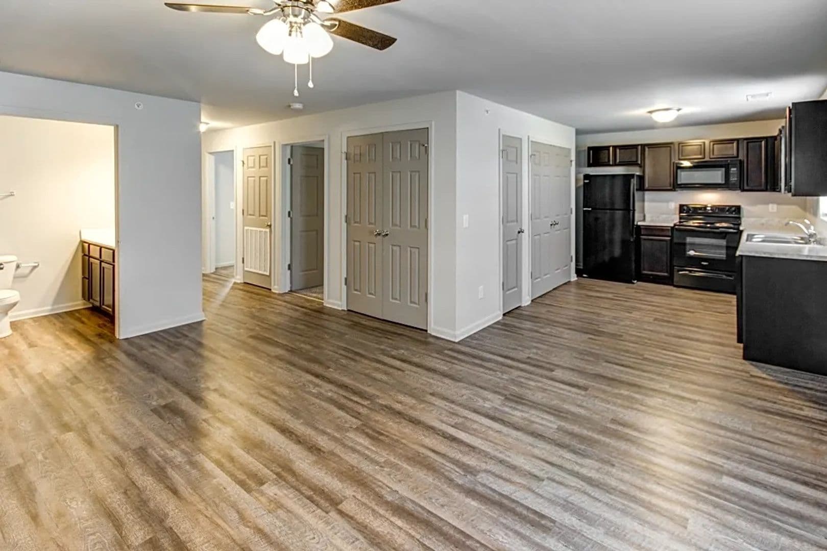 Princeton Apartment: 220 W. Garfield Ave