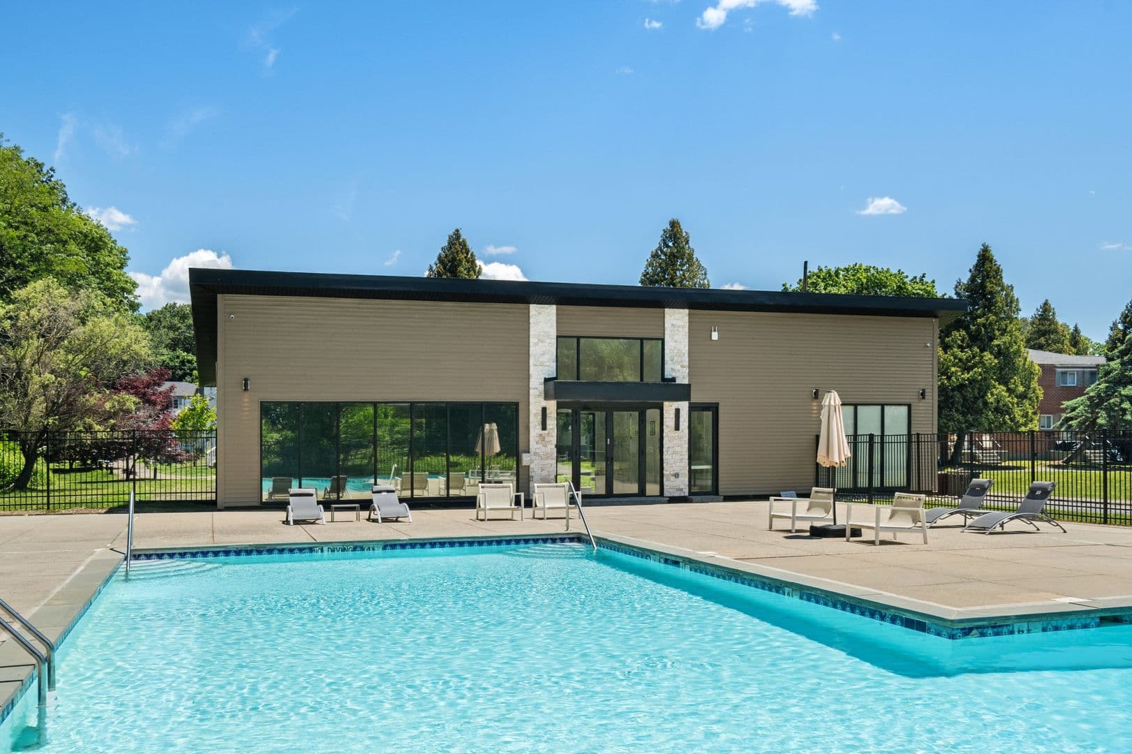 Norwalk Apartment: 41 Wolfpit Ave