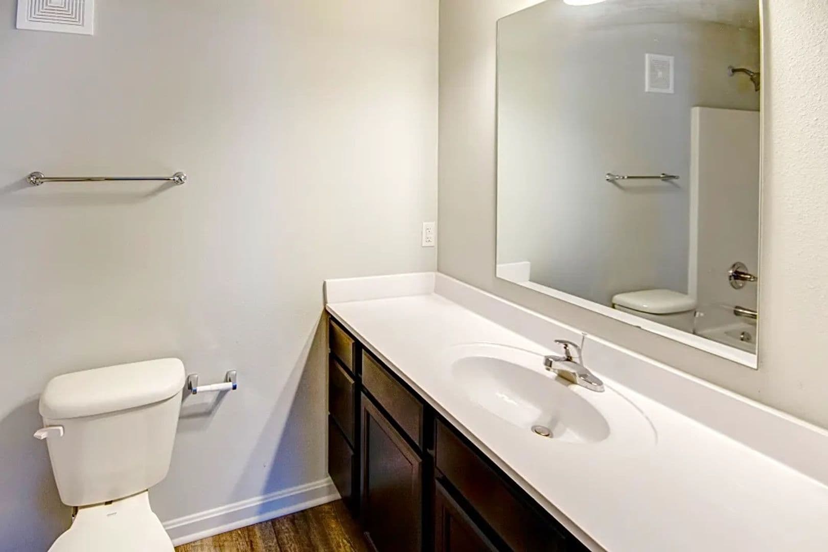 Princeton Apartment: 220 W. Garfield Ave