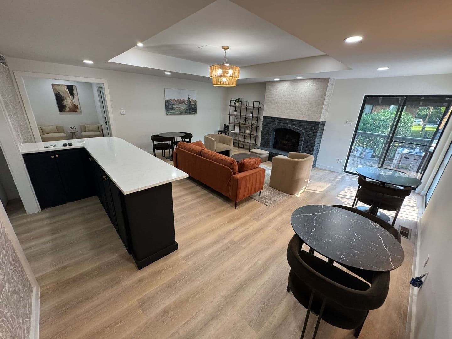 Hazelwood Apartment: 240 Chapel Ridge Dr.