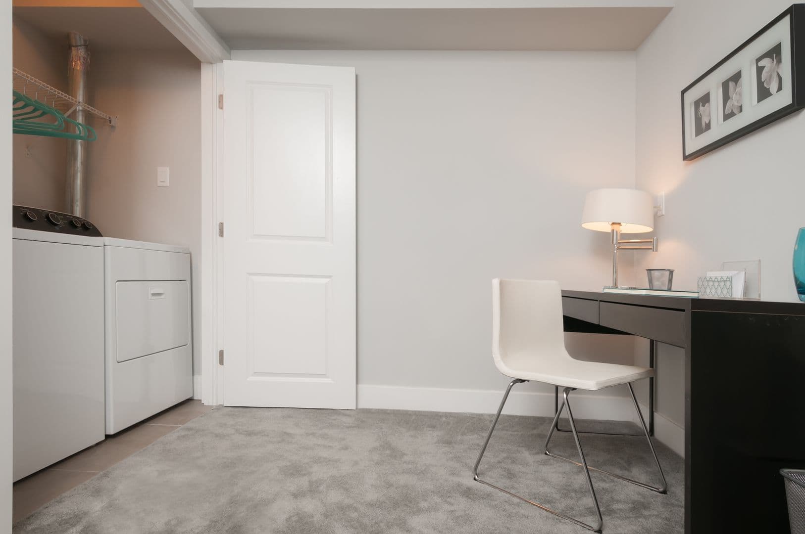 Claymont Apartment: 1000 Cedartree Ln