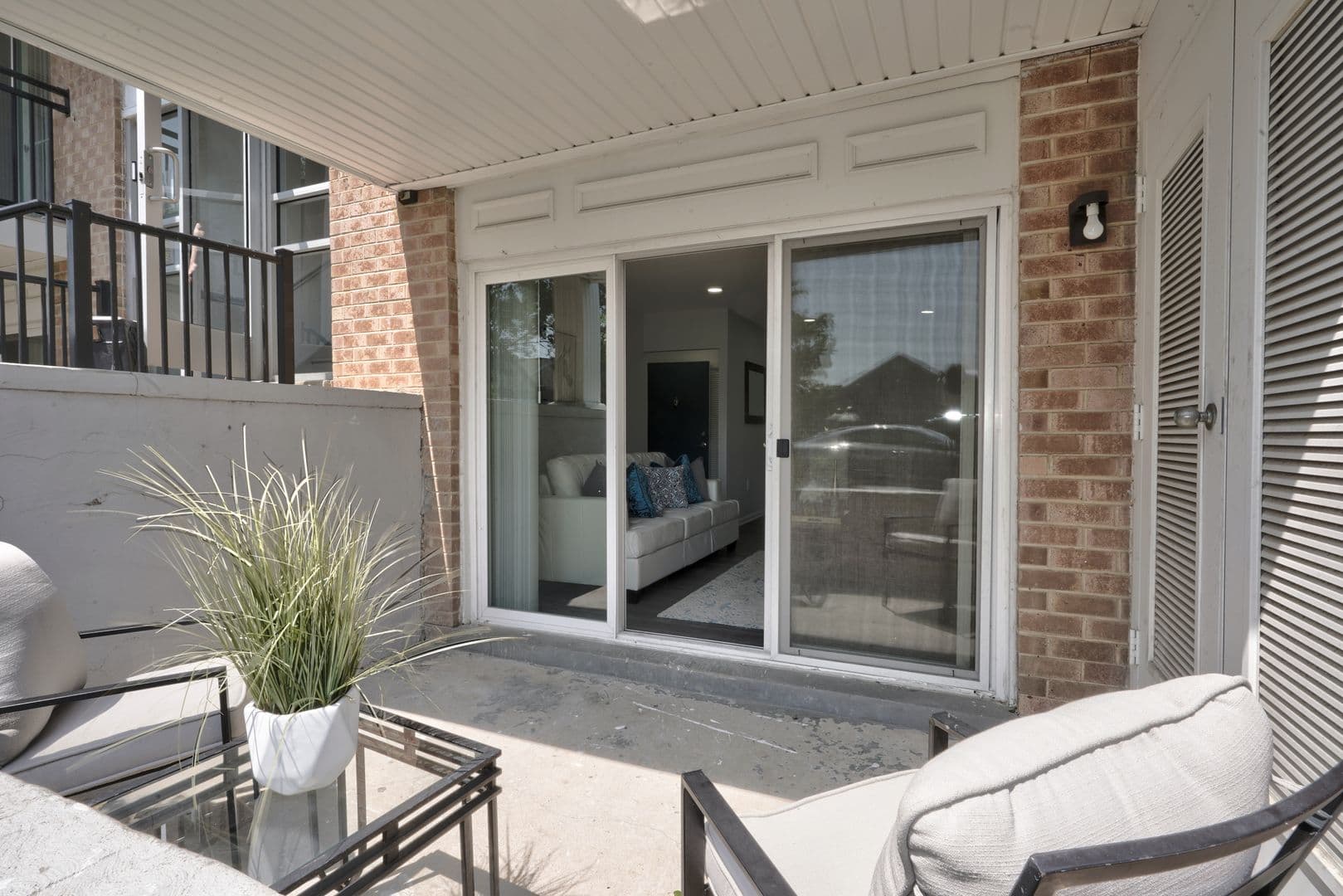 Claymont Apartment: 1000 Cedartree Ln