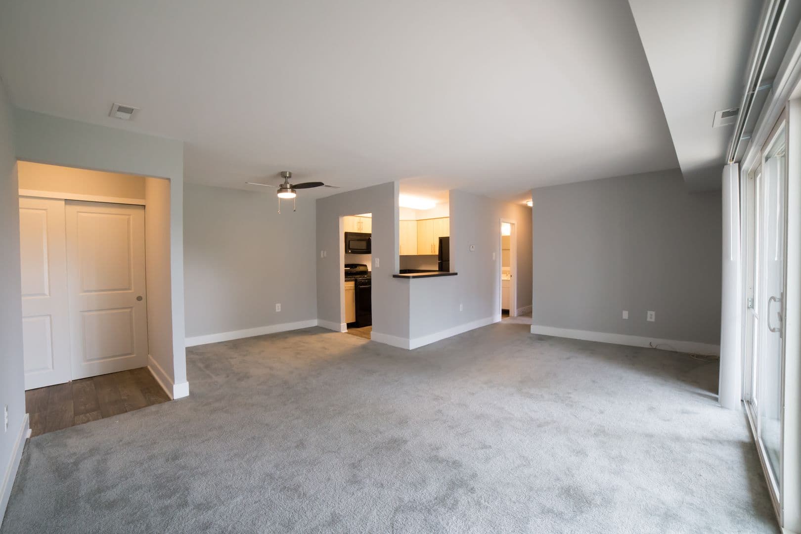 Claymont Apartment: 1000 Cedartree Ln