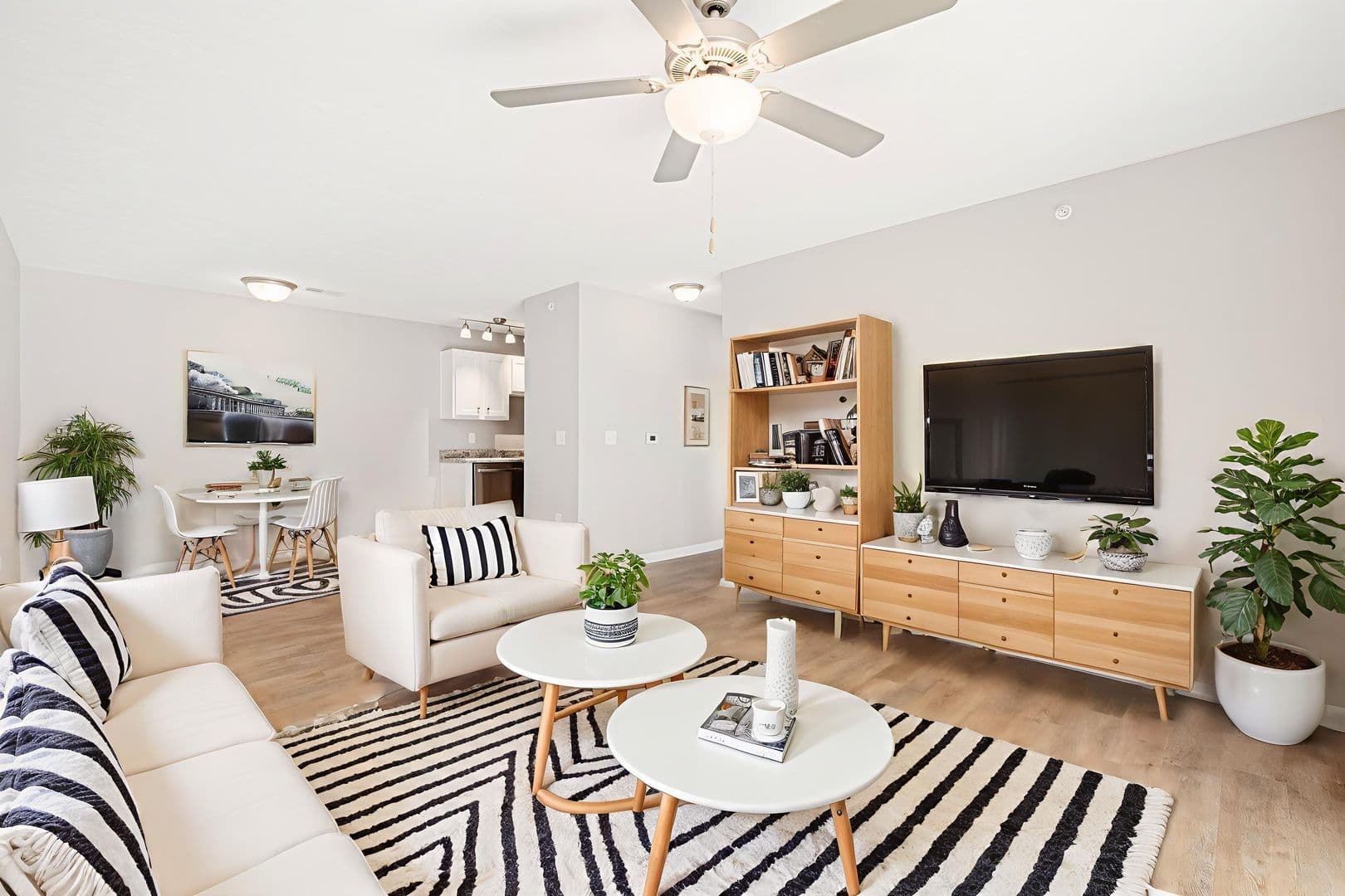 New Albany Apartment: 4719 Grantline Rd