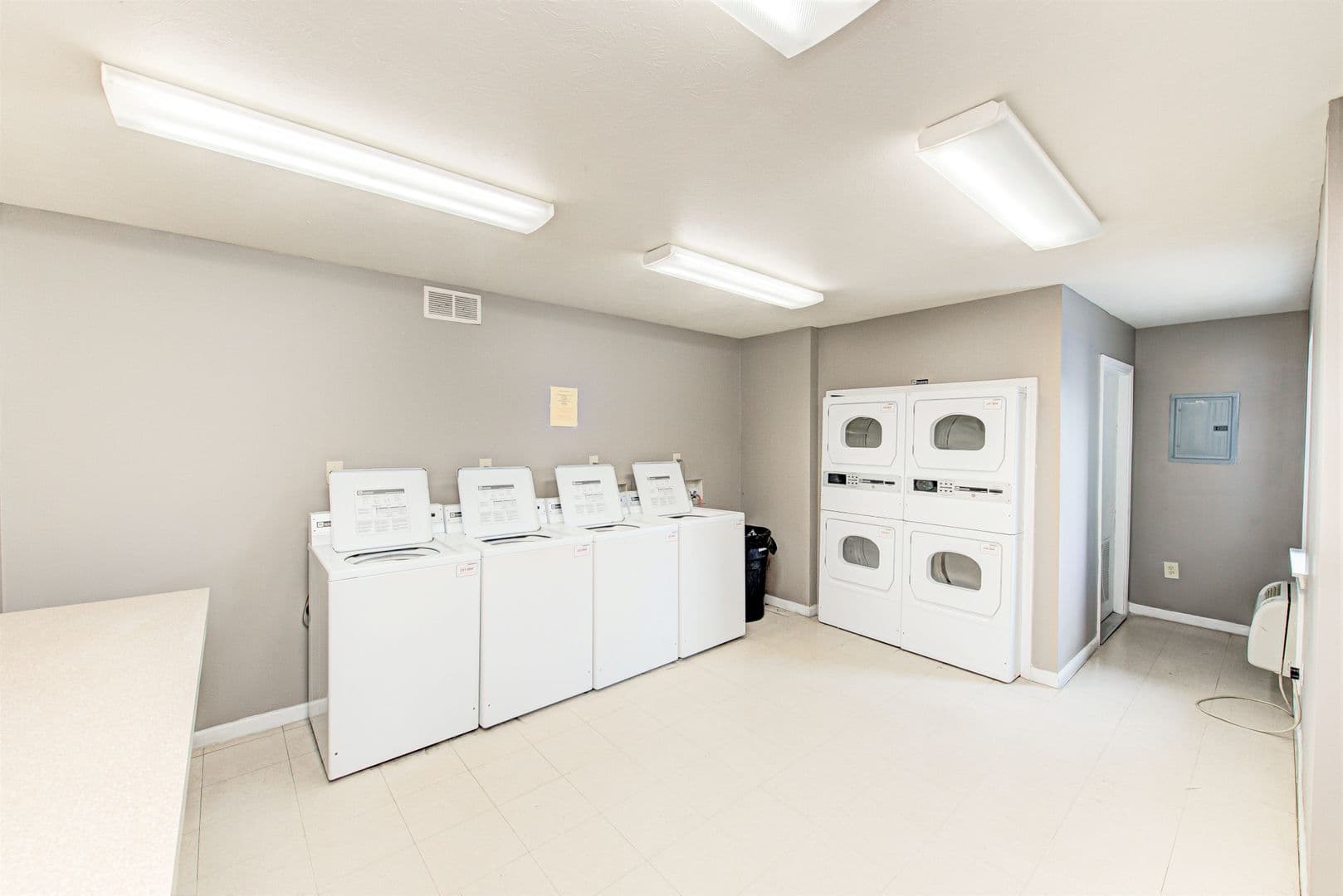 Indianapolis Apartment: 9093 E Bourbon St.