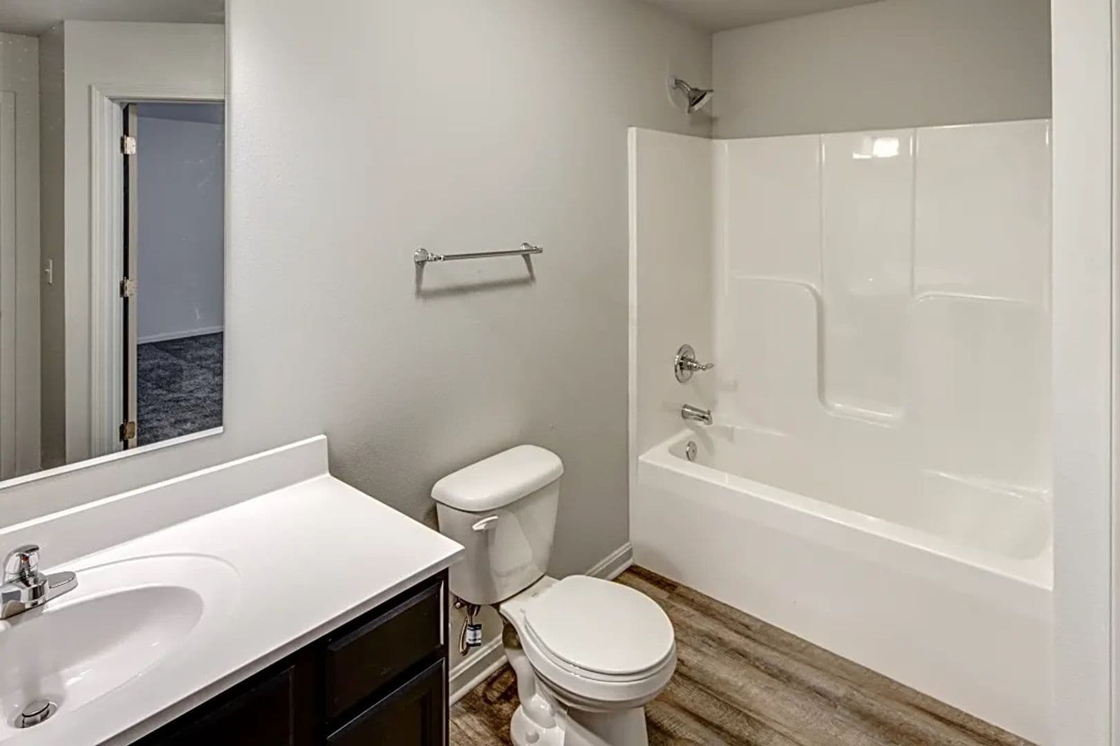 Princeton Apartment: 220 W. Garfield Ave
