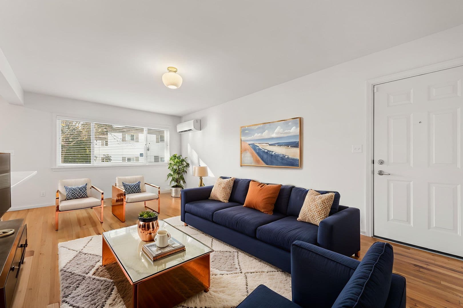 Norwalk Apartment: 41 Wolfpit Ave