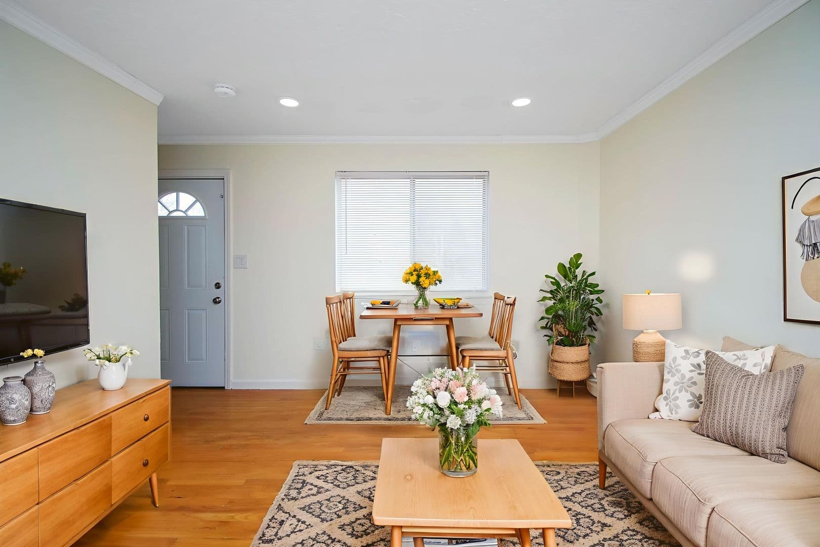 Colchester Apartment: 12 Balaban Road