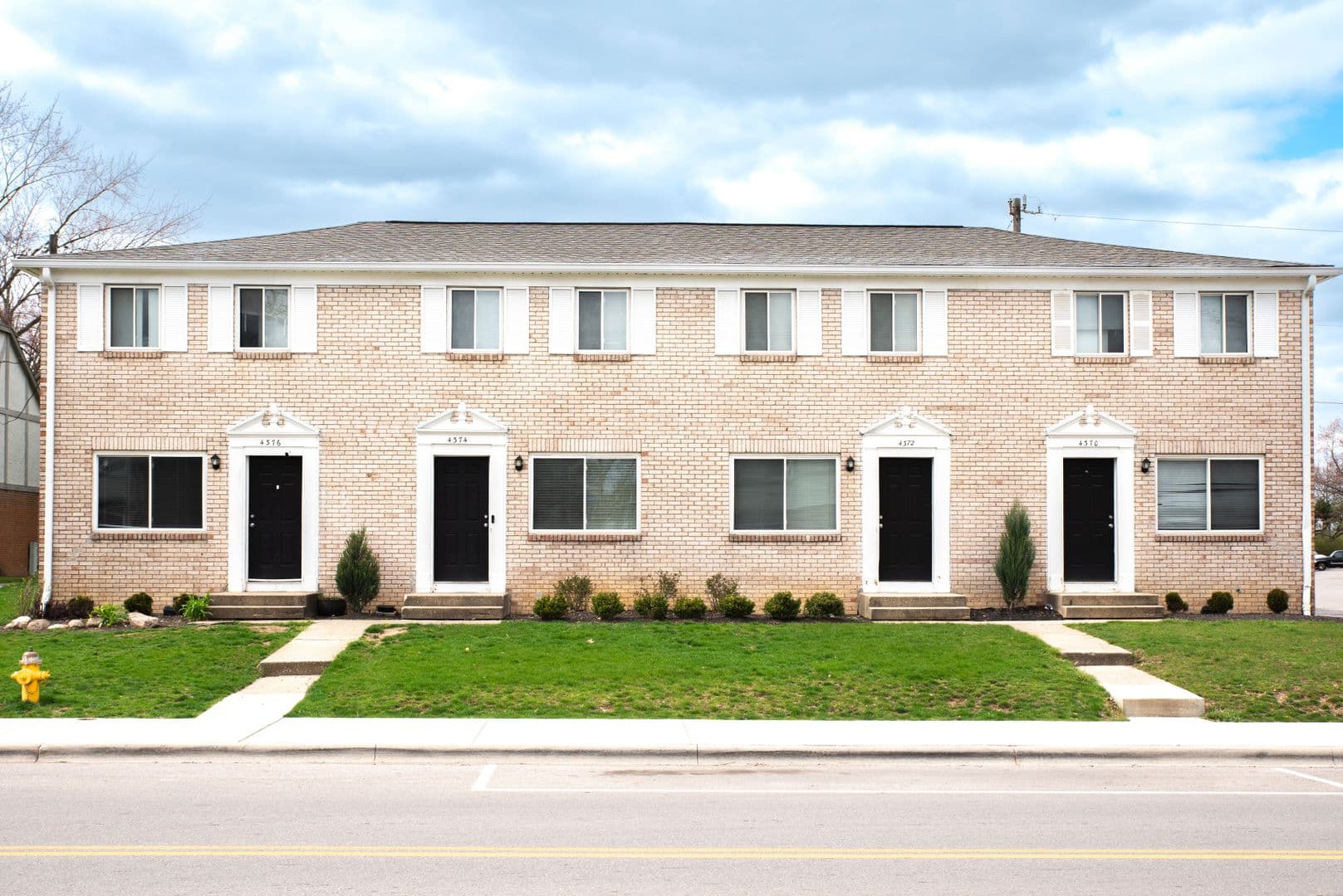 Columbus Apartment: 4312 Westport Road