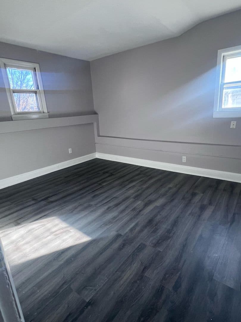 Wallingford Apartment: 219 South Orchard Street