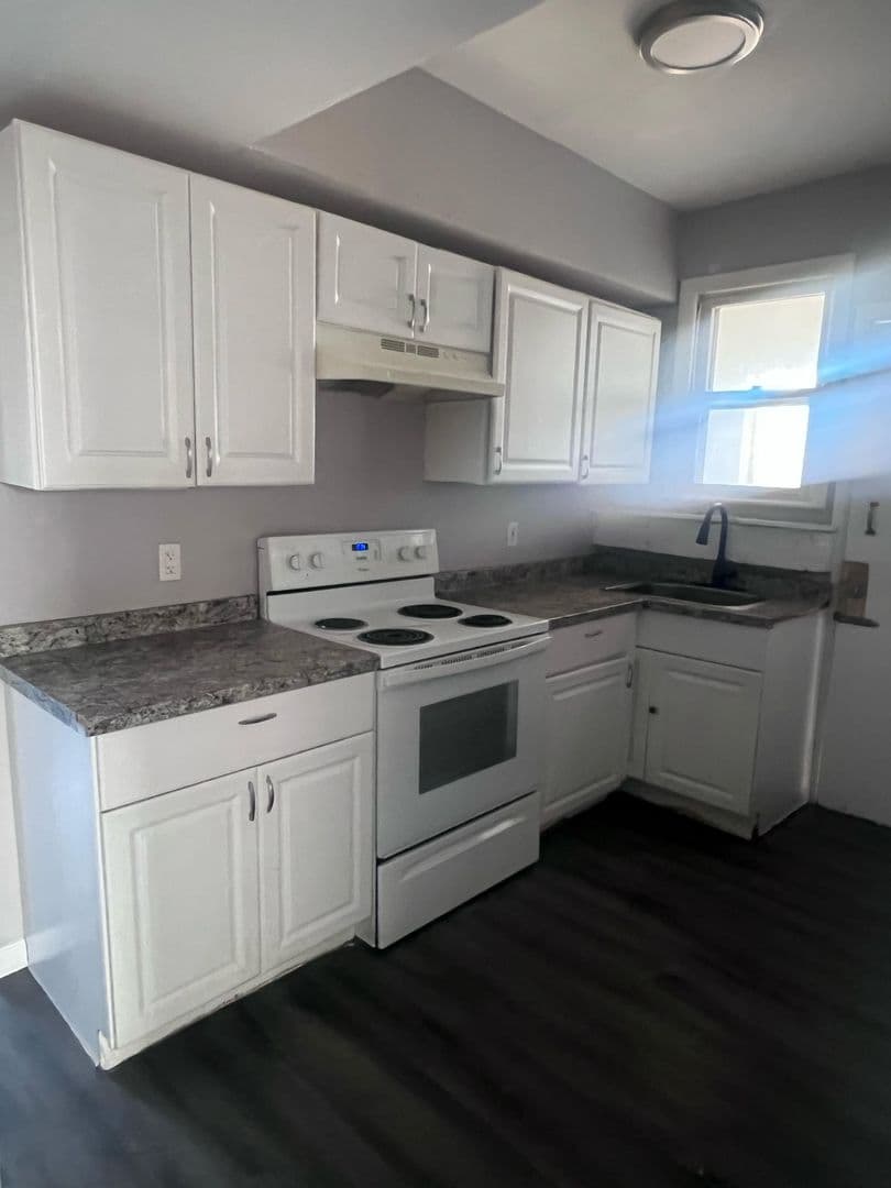 Wallingford Apartment: 219 South Orchard Street