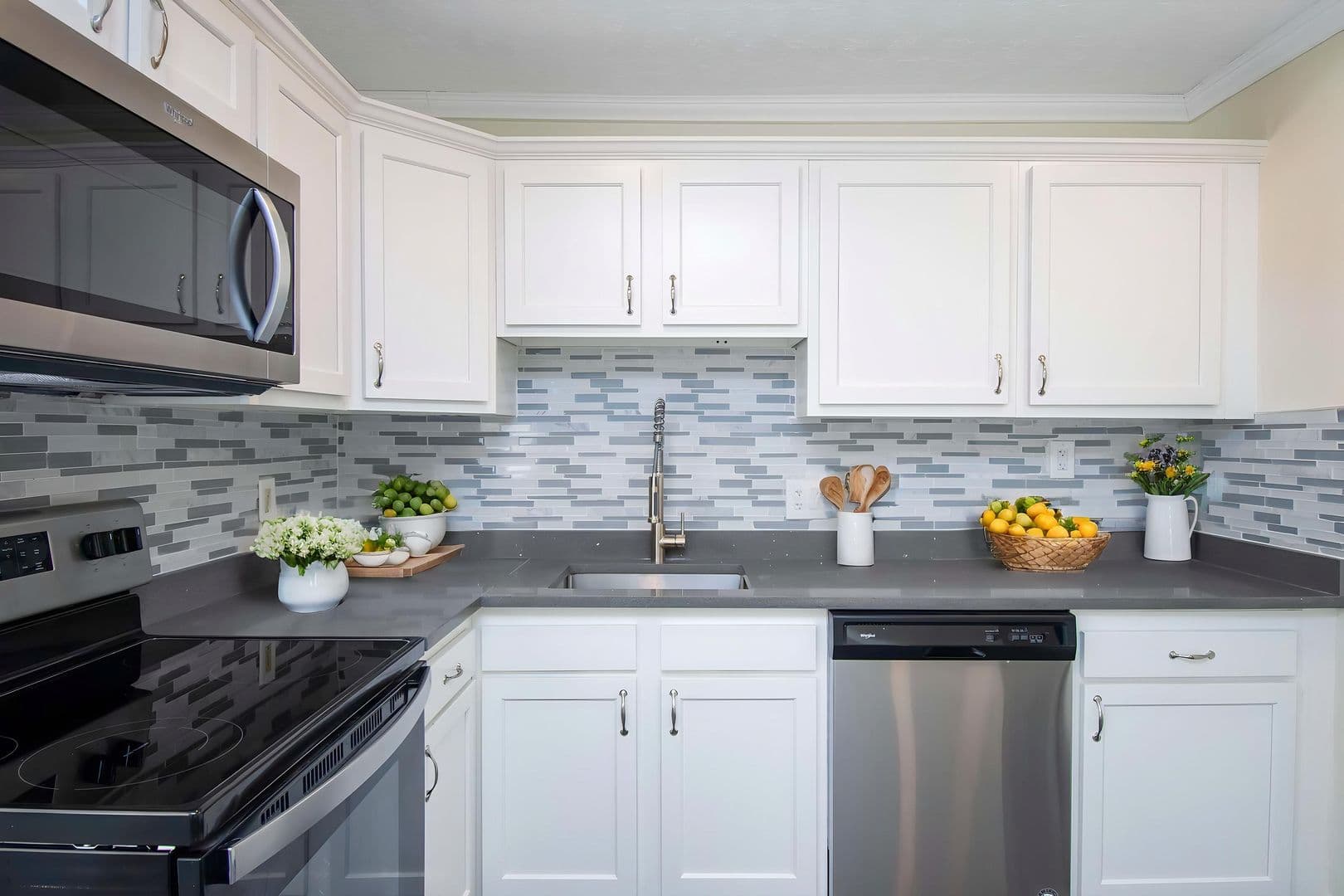 Colchester Apartment: 12 Balaban Road