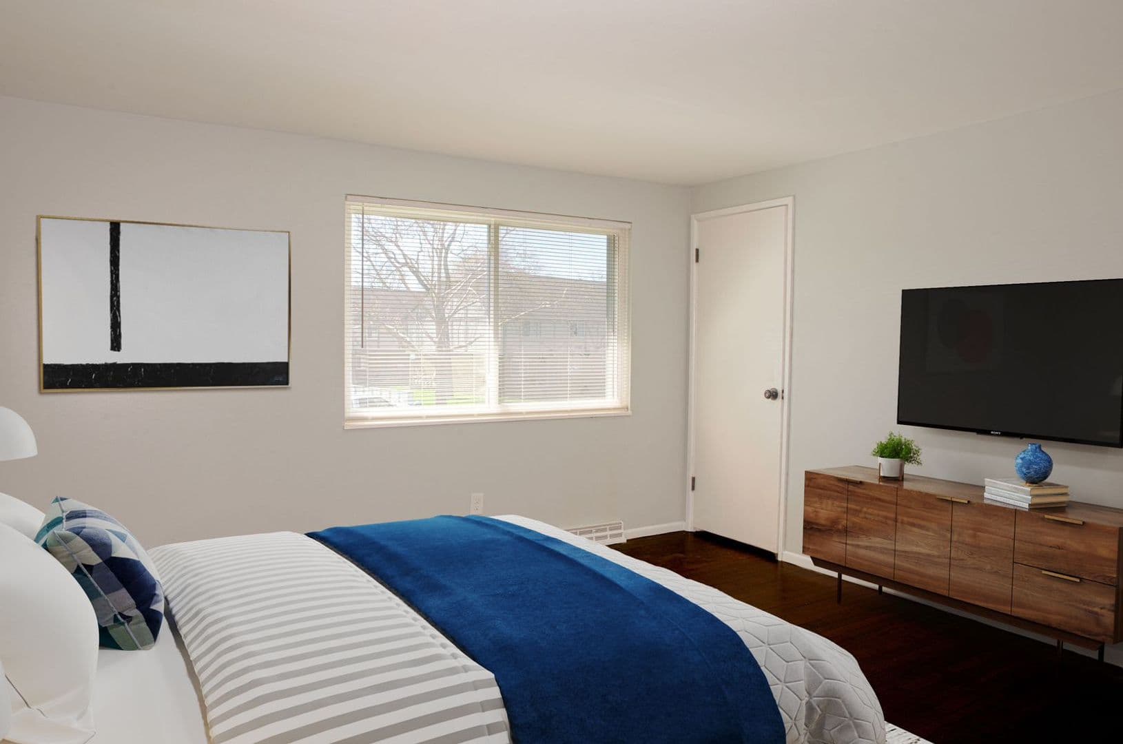 Columbus Apartment: 4312 Westport Road