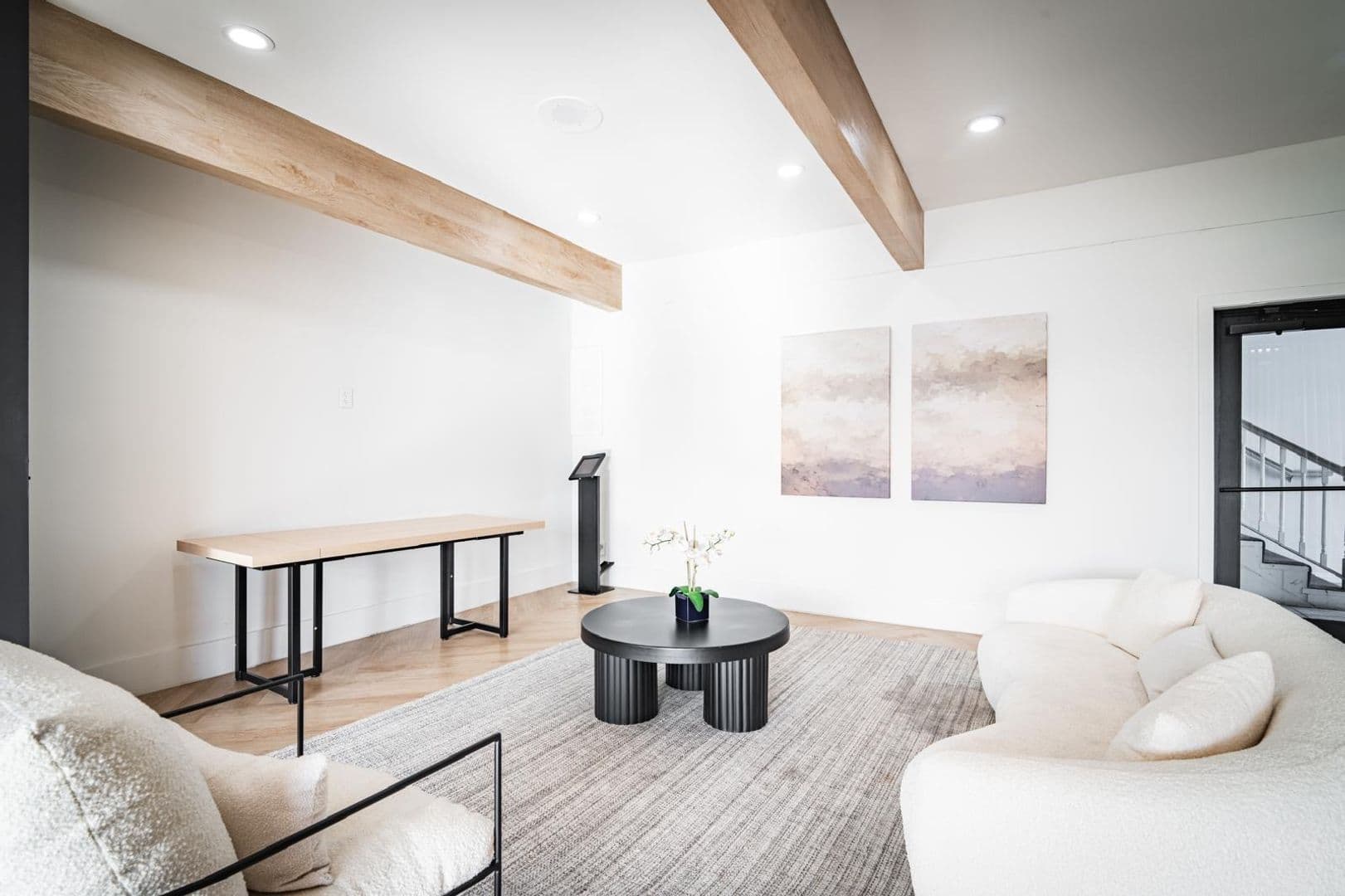Columbus Apartment: 4312 Westport Road