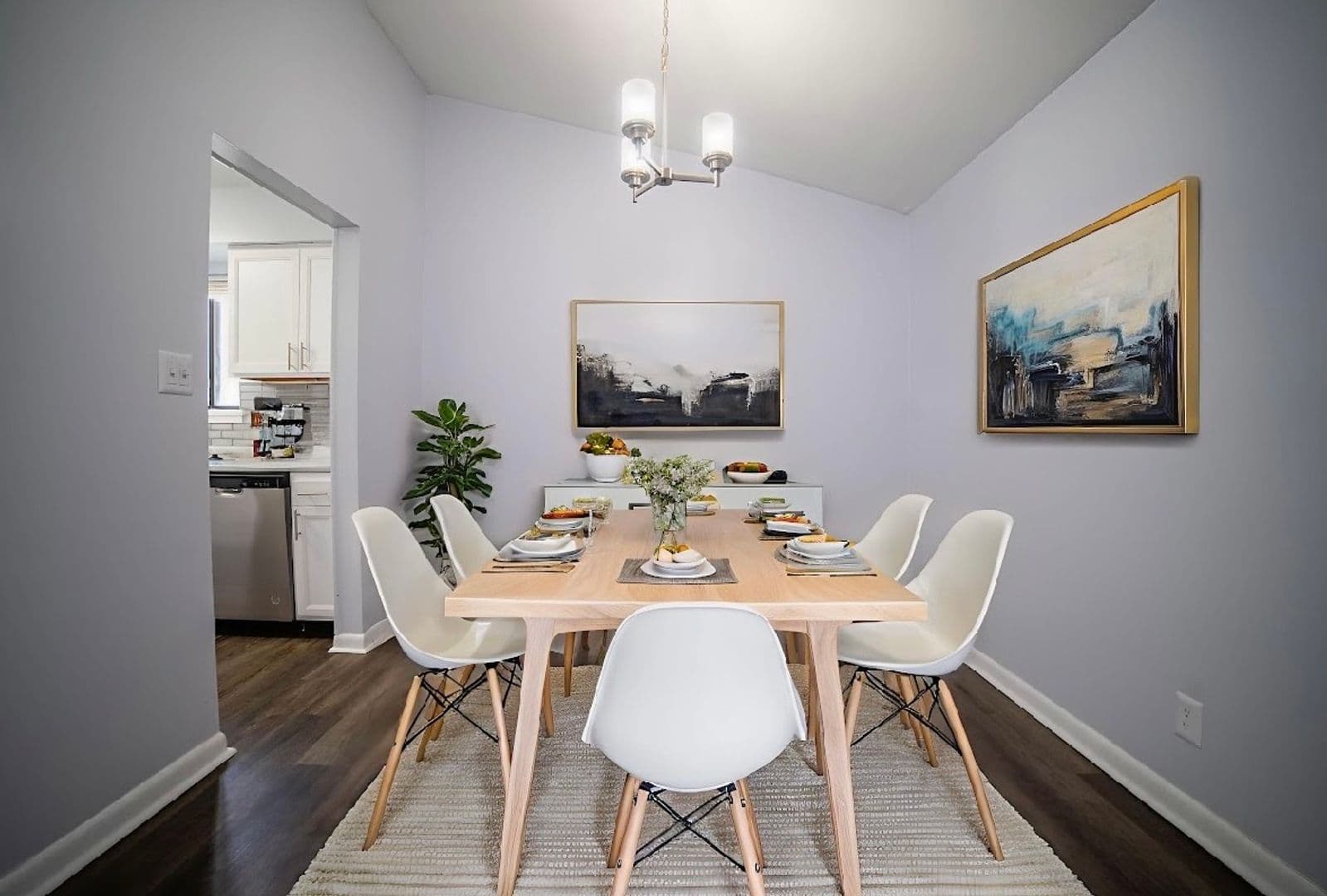 Indianapolis Apartment: 3035 W 39th St