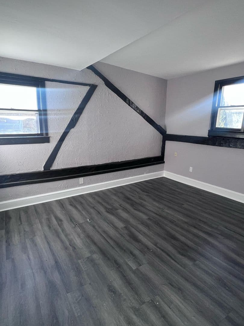 Wallingford Apartment: 219 South Orchard Street