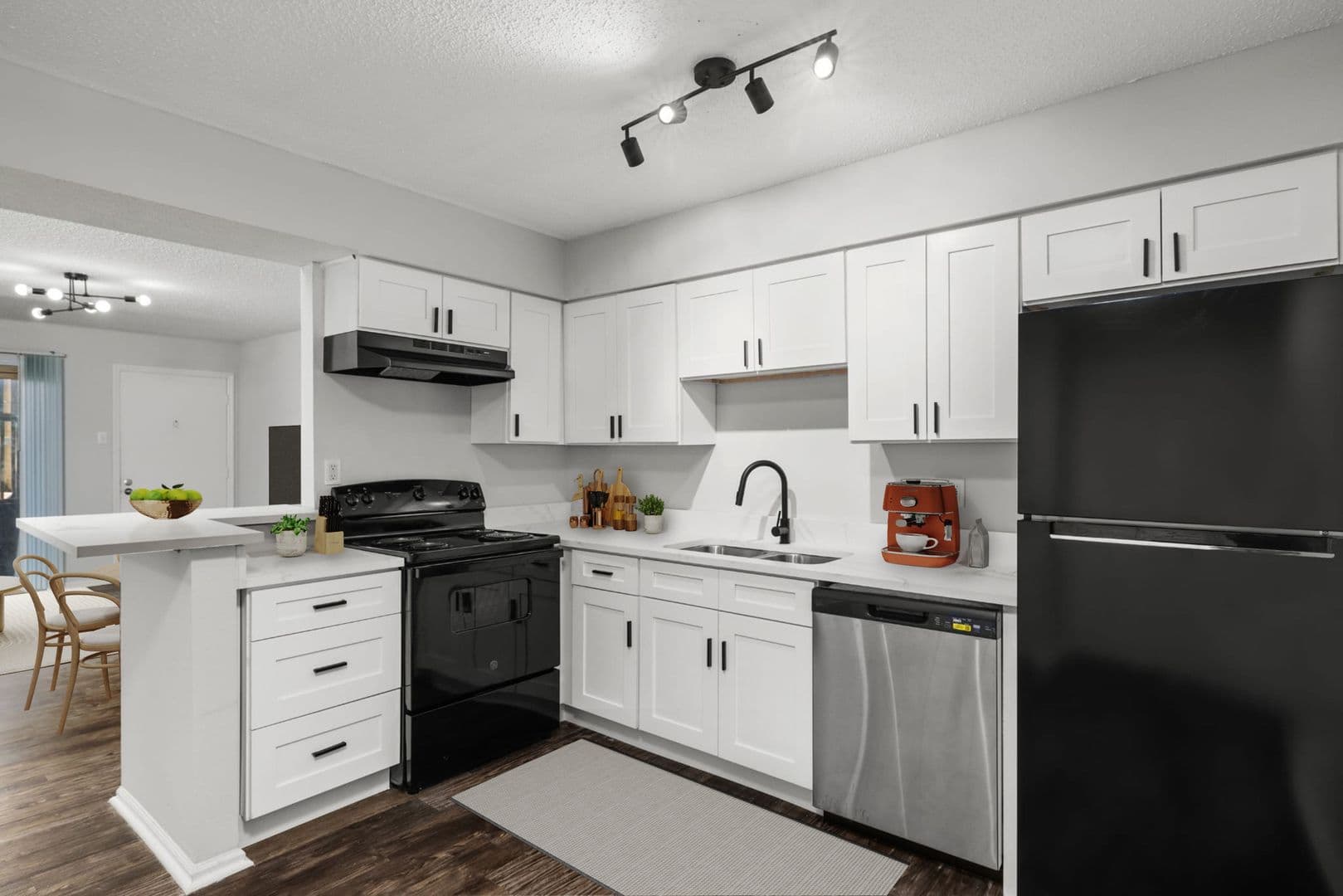 Hazelwood Apartment: 240 Chapel Ridge Dr.