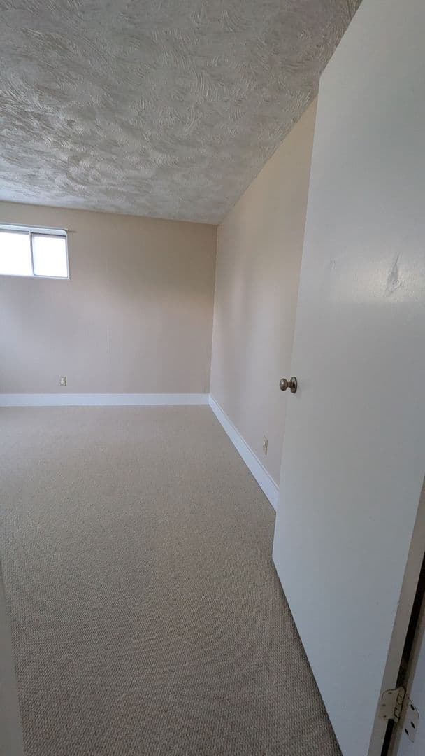 Colorado Springs House: 4050 Hollow Rd.