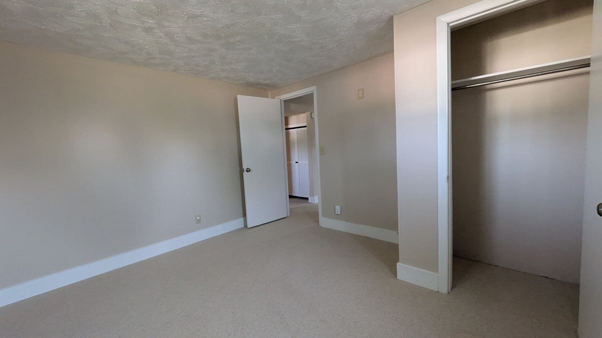Colorado Springs House: 4050 Hollow Rd.