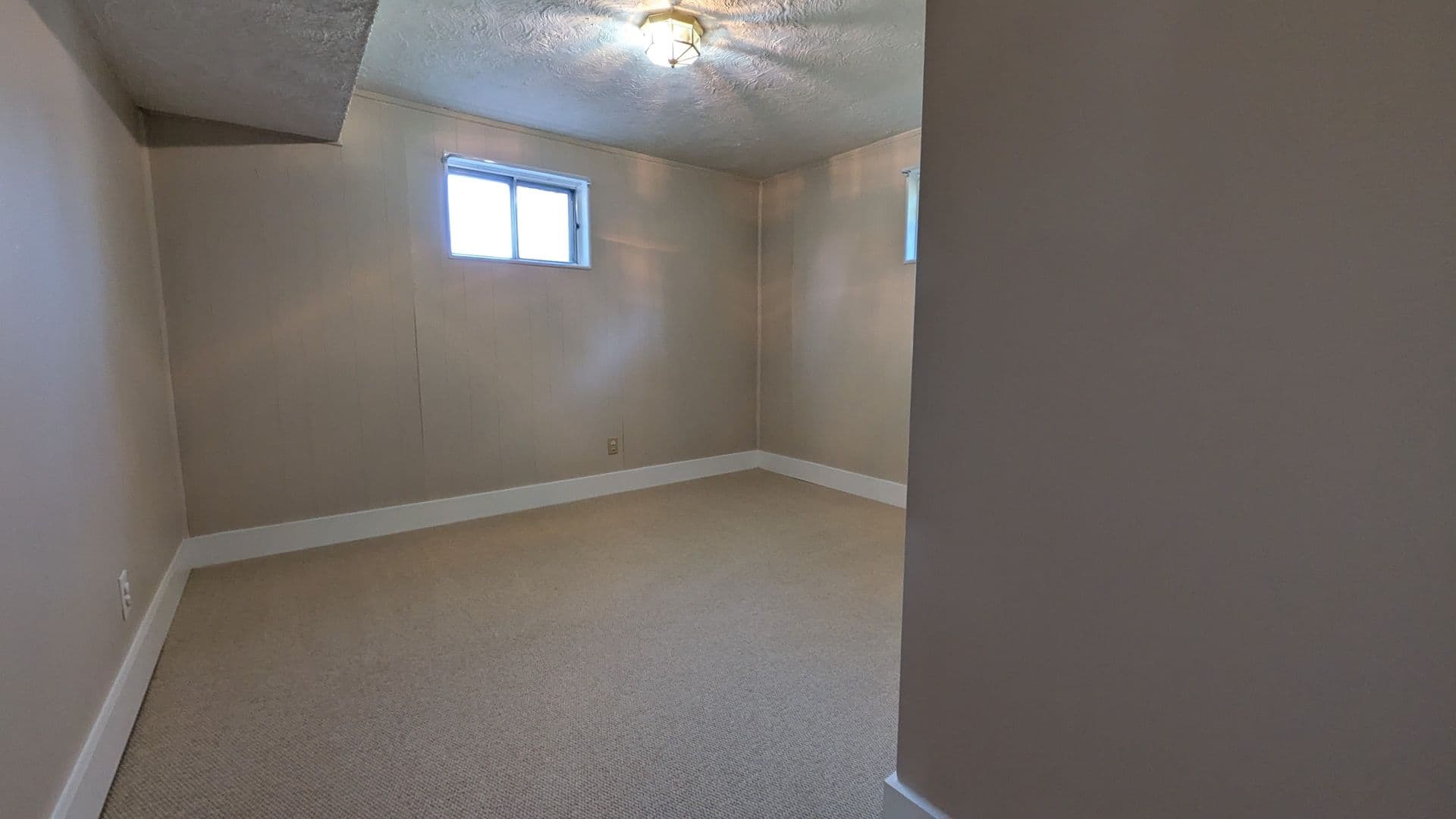 Colorado Springs House: 4050 Hollow Rd.