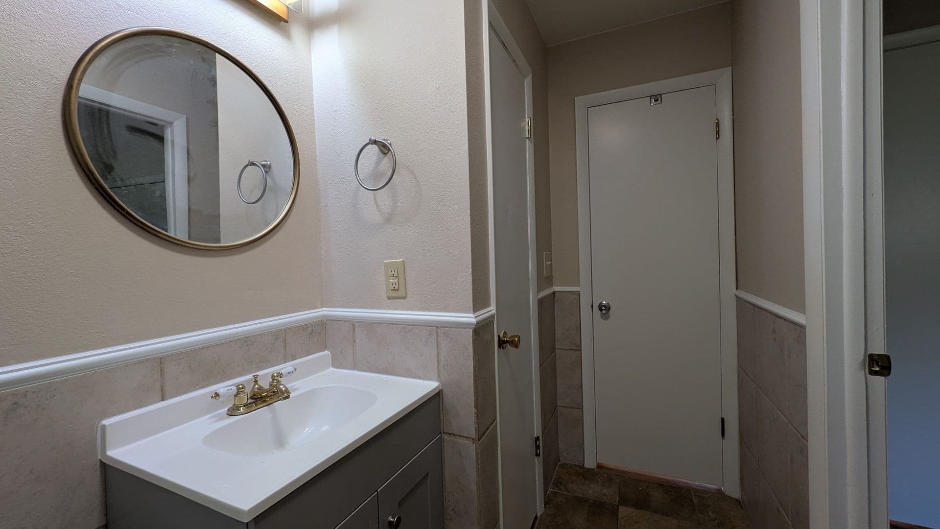 Colorado Springs House: 4050 Hollow Rd.
