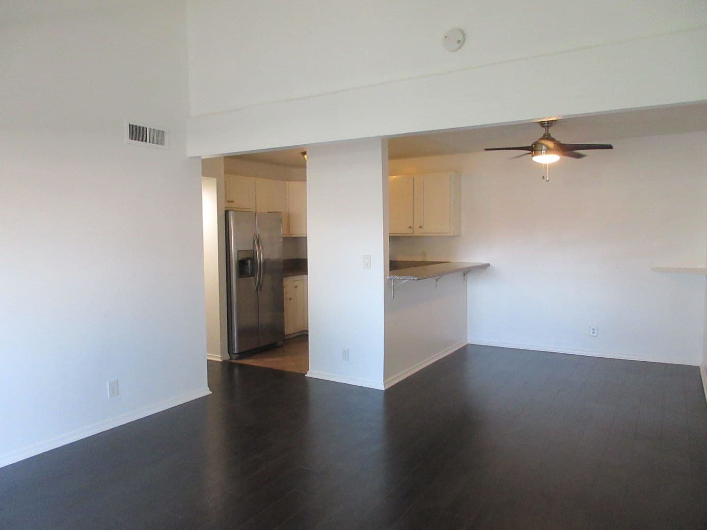 Granada Hills House: 10636 Woodley Avenue #34