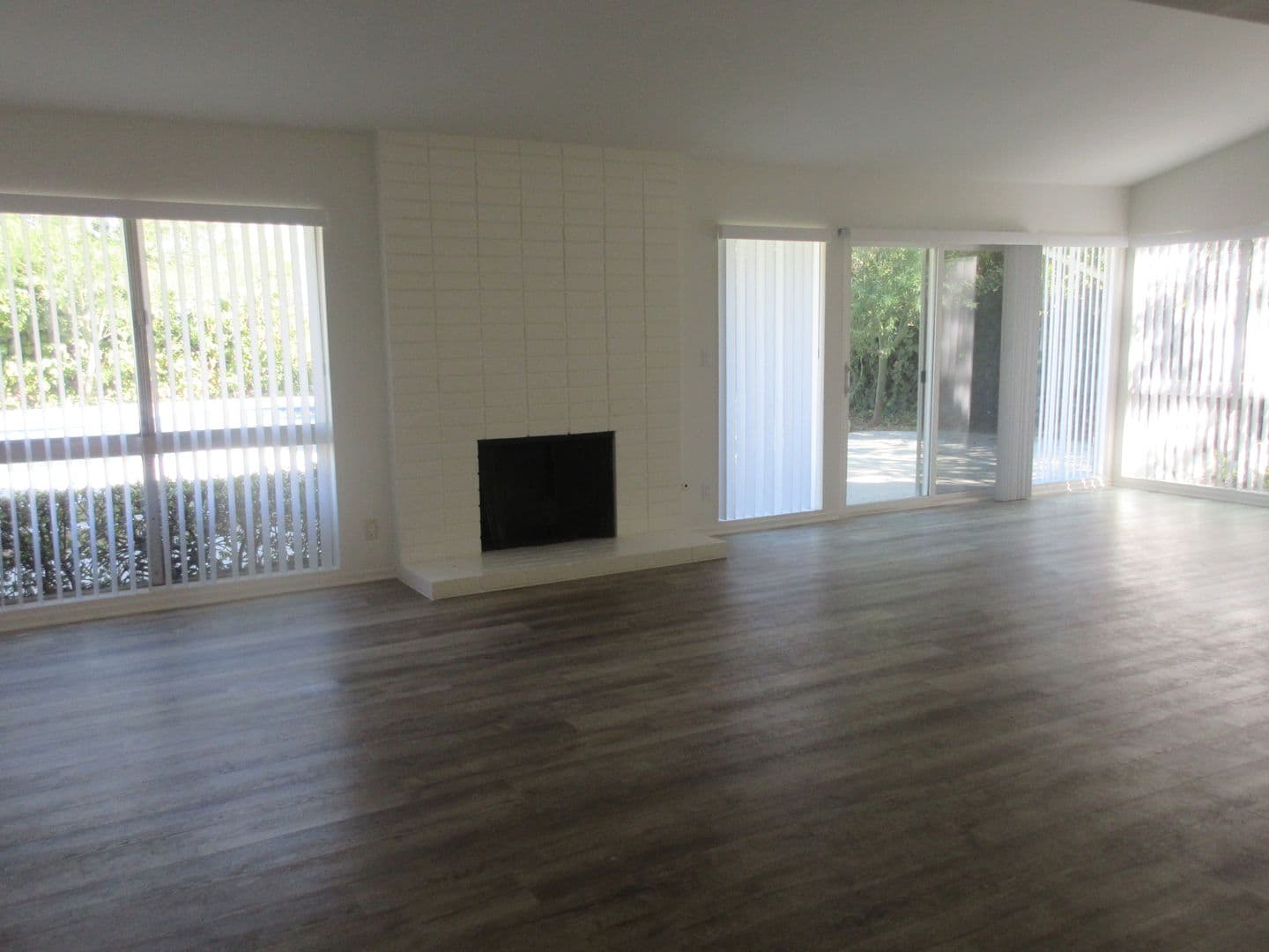 Woodland Hills House: 24300 Hatteras Street