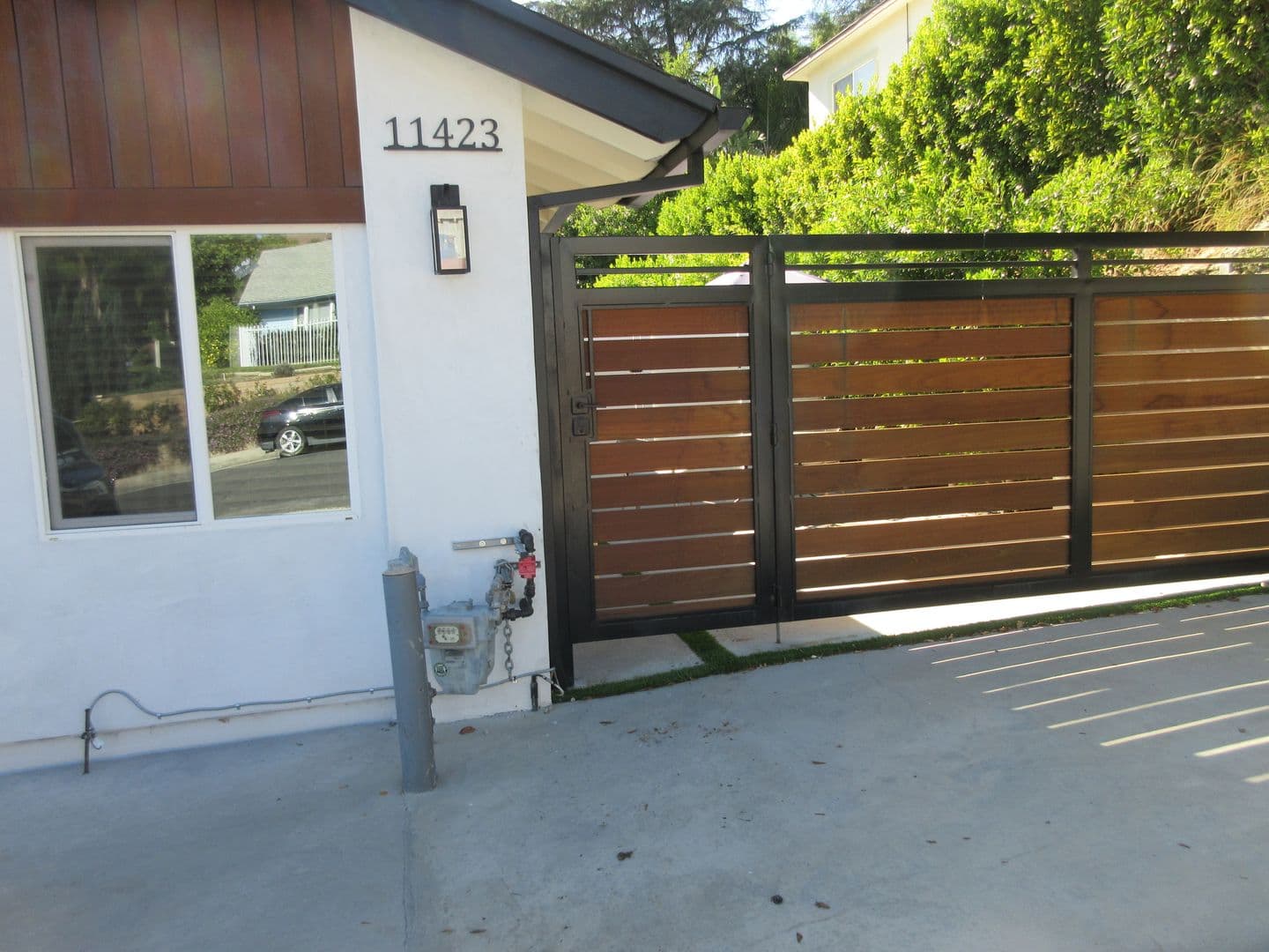 Porter Ranch House: 11423 Amigo Avenue