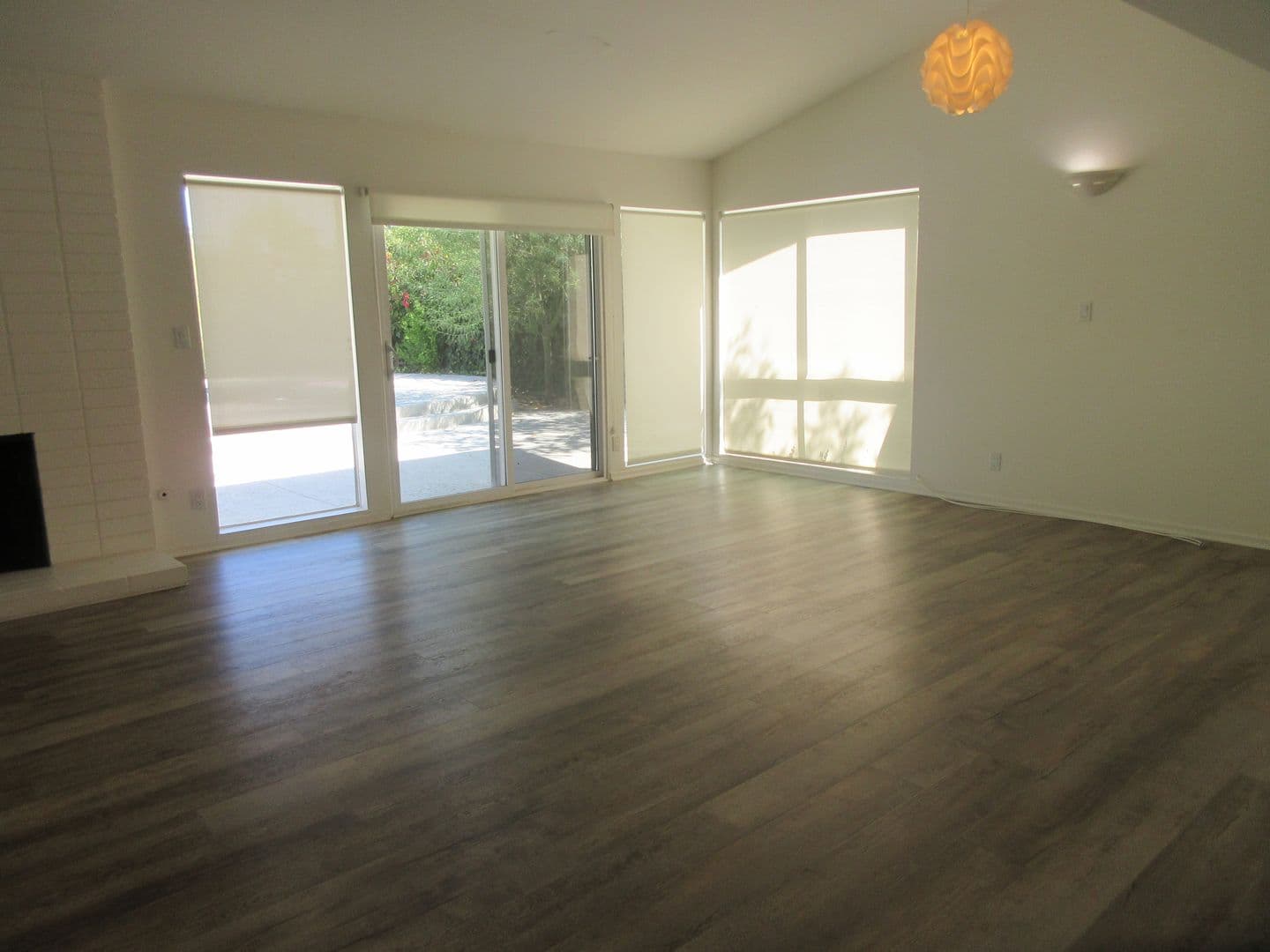 Woodland Hills House: 24300 Hatteras Street