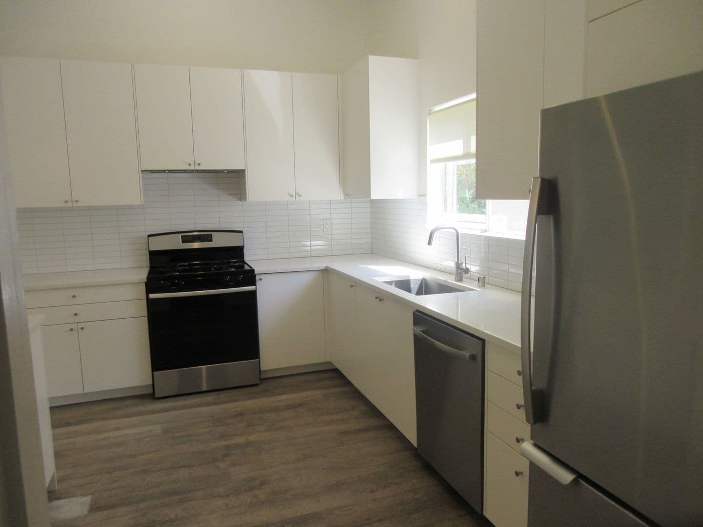 Woodland Hills House: 24300 Hatteras Street