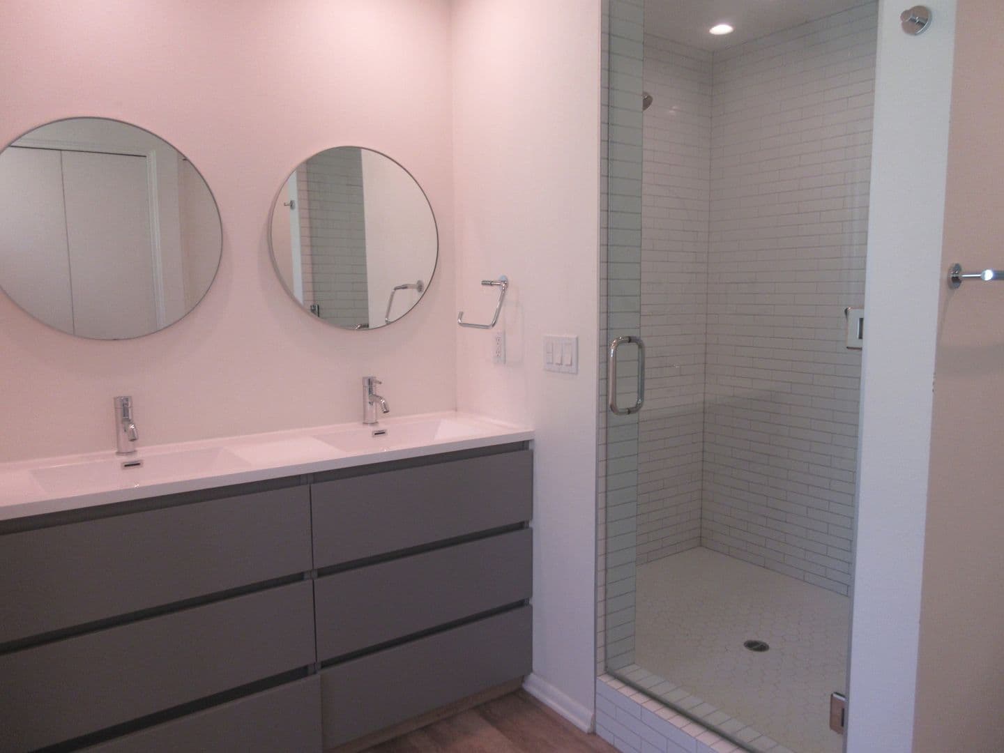 Woodland Hills House: 24300 Hatteras Street