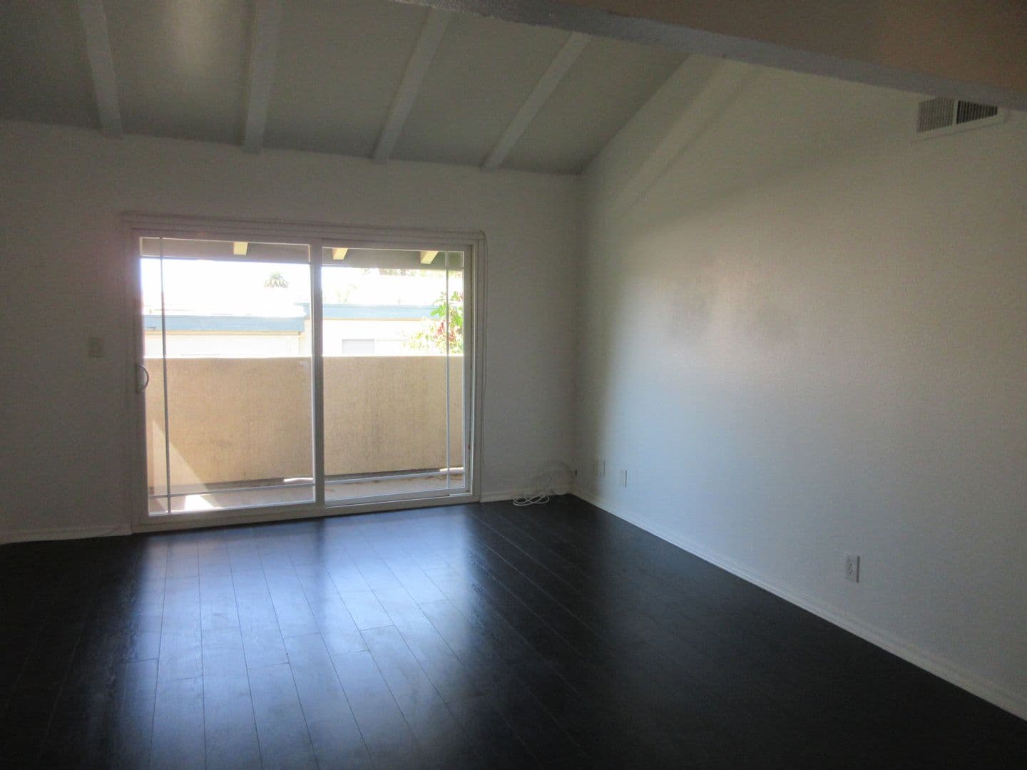 Granada Hills House: 10636 Woodley Avenue #34