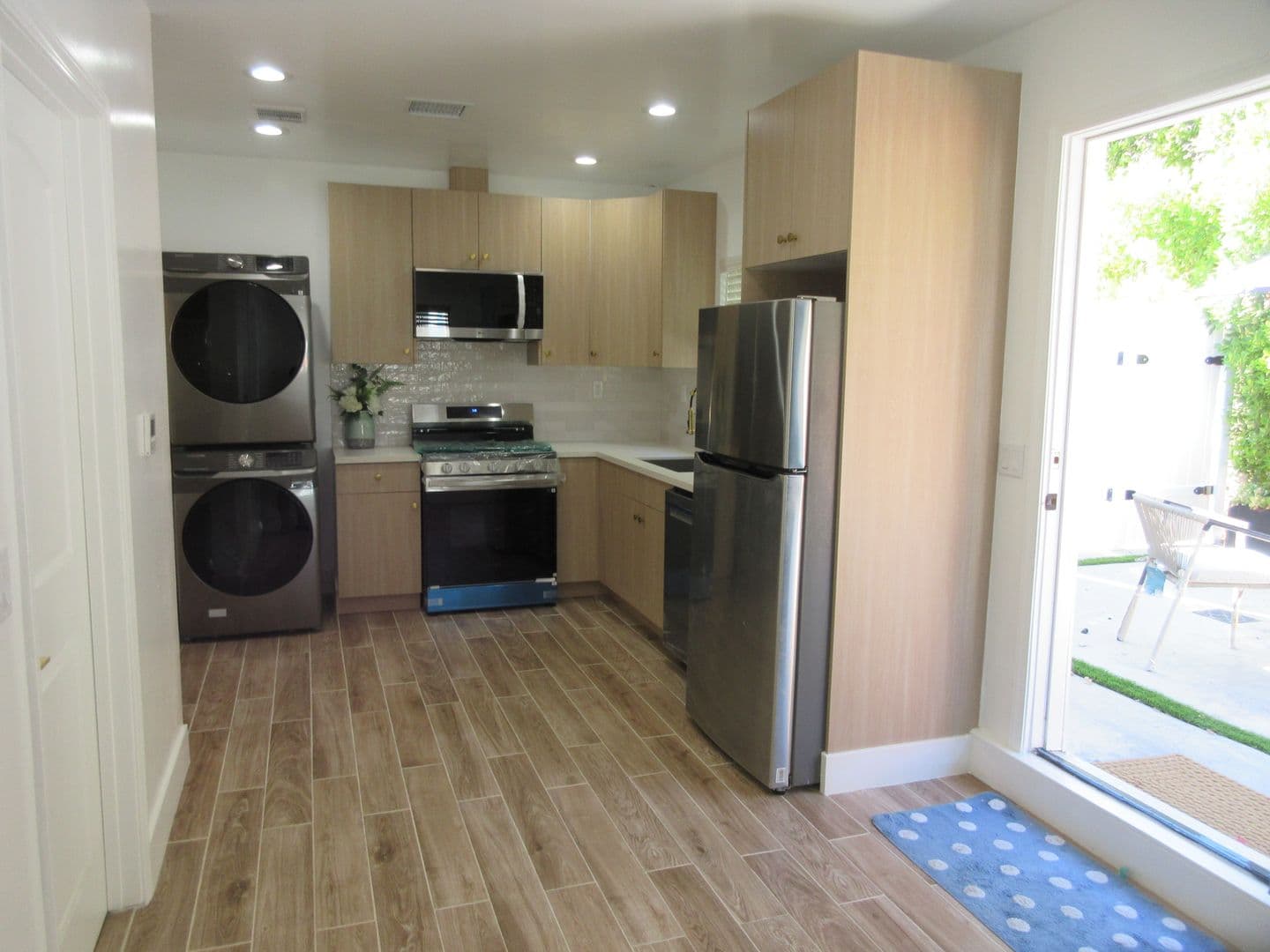 Porter Ranch House: 11423 Amigo Avenue
