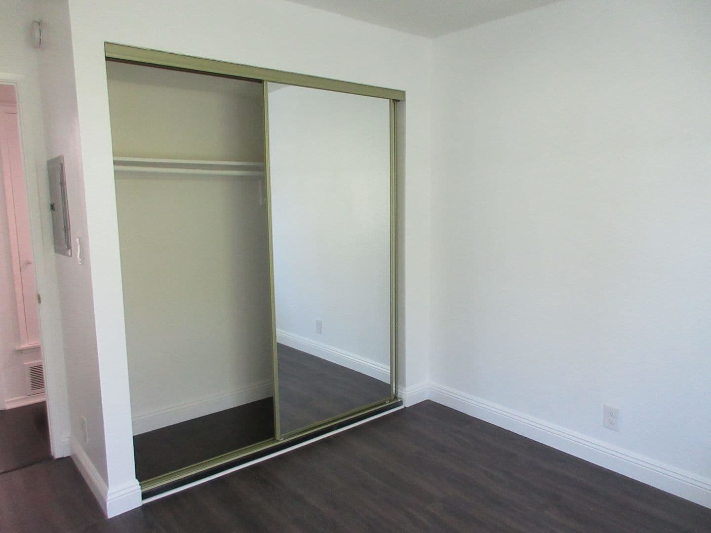 Granada Hills House: 10636 Woodley Avenue #34