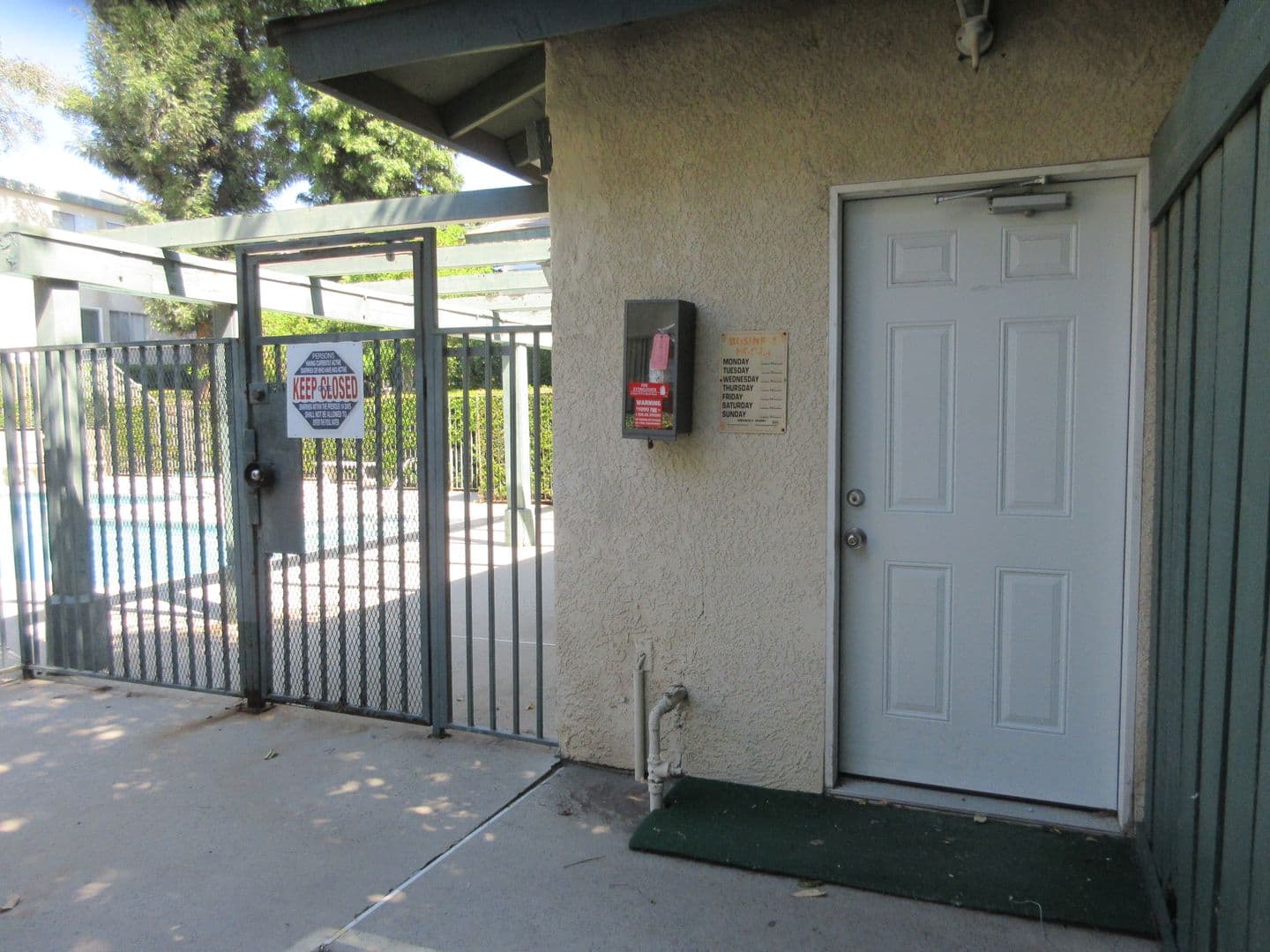 Granada Hills House: 10636 Woodley Avenue #34
