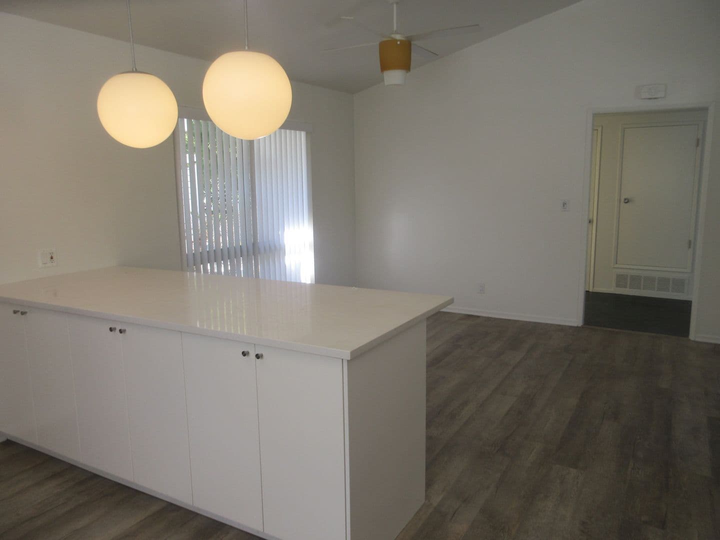 Woodland Hills House: 24300 Hatteras Street