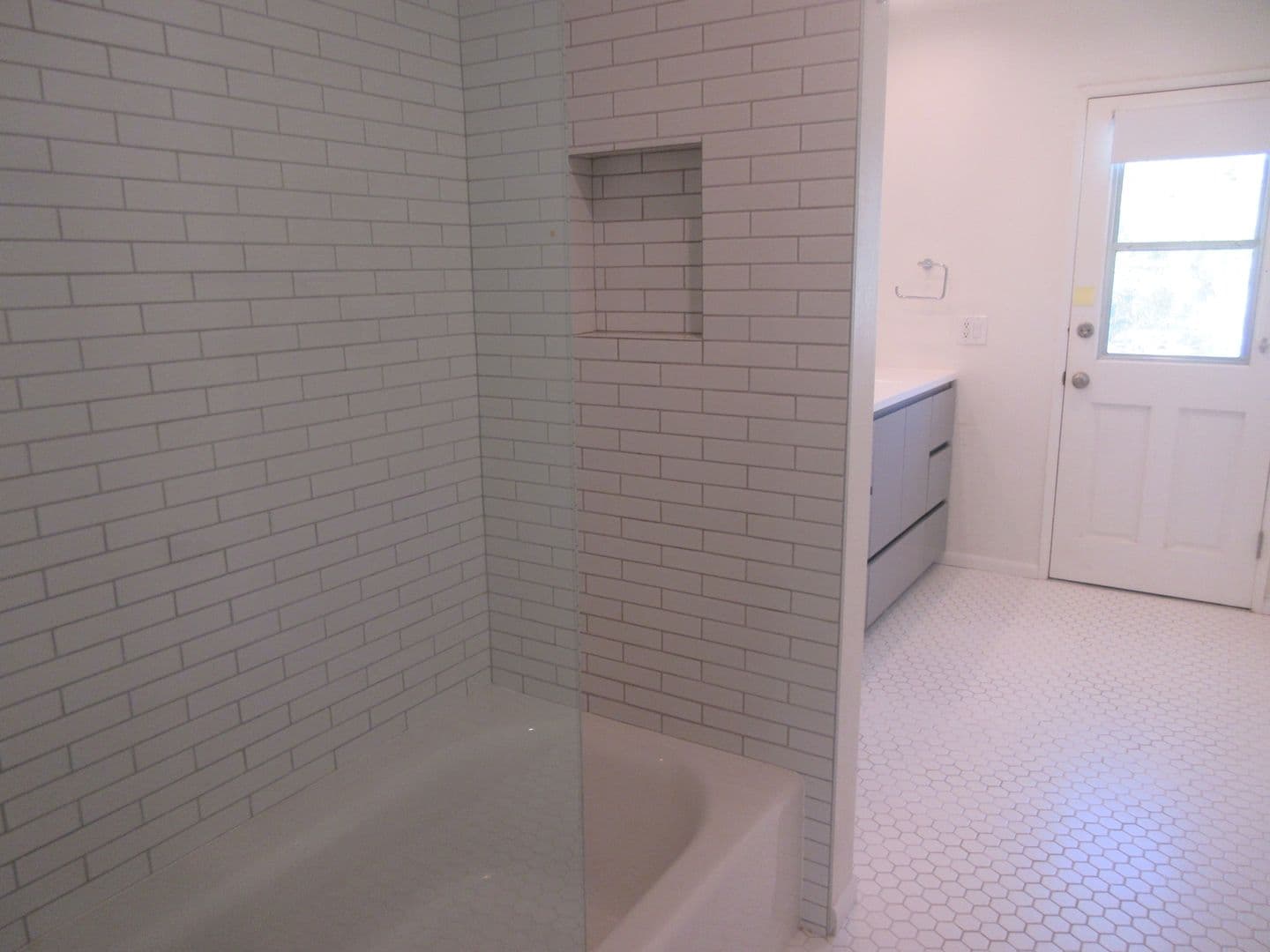 Woodland Hills House: 24300 Hatteras Street