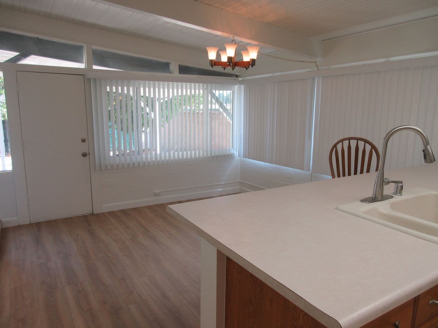 Granada Hills House: 10818 Paso Robles Avenue