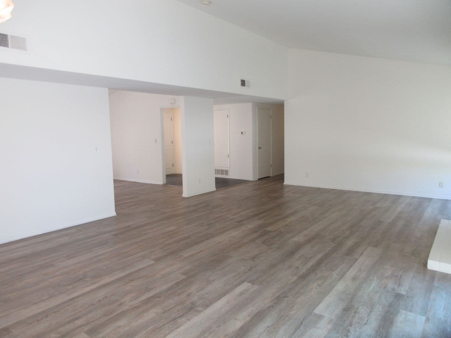 Woodland Hills House: 24300 Hatteras Street