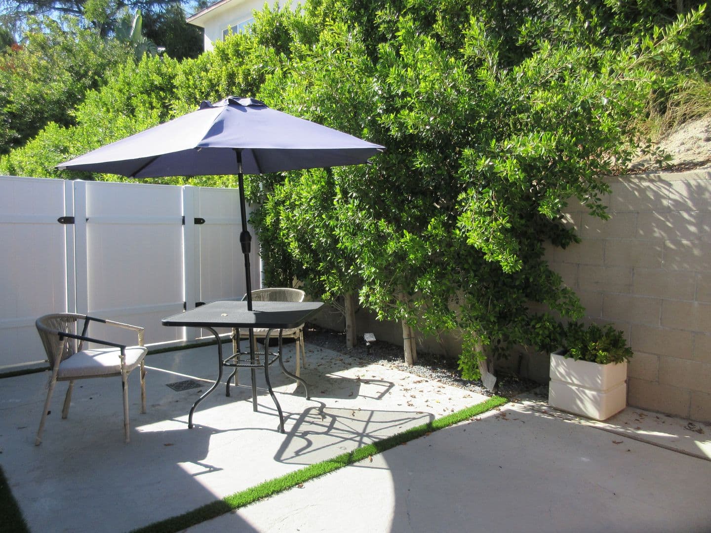 Porter Ranch House: 11423 Amigo Avenue